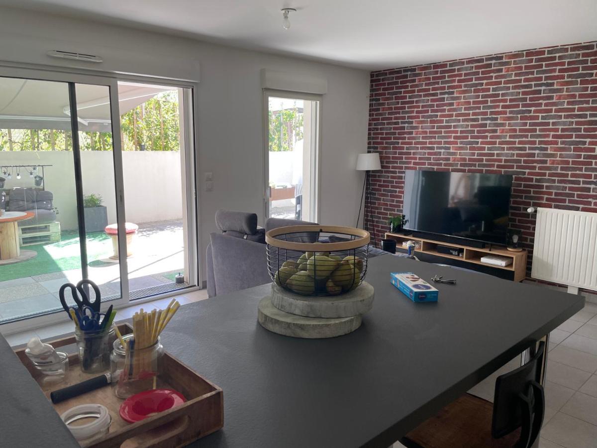 Appartement Avec Terrasse Proche De Rennes แซงต์-ฌาคส์-เดอ-ลา-ลองด์ ภายนอก รูปภาพ